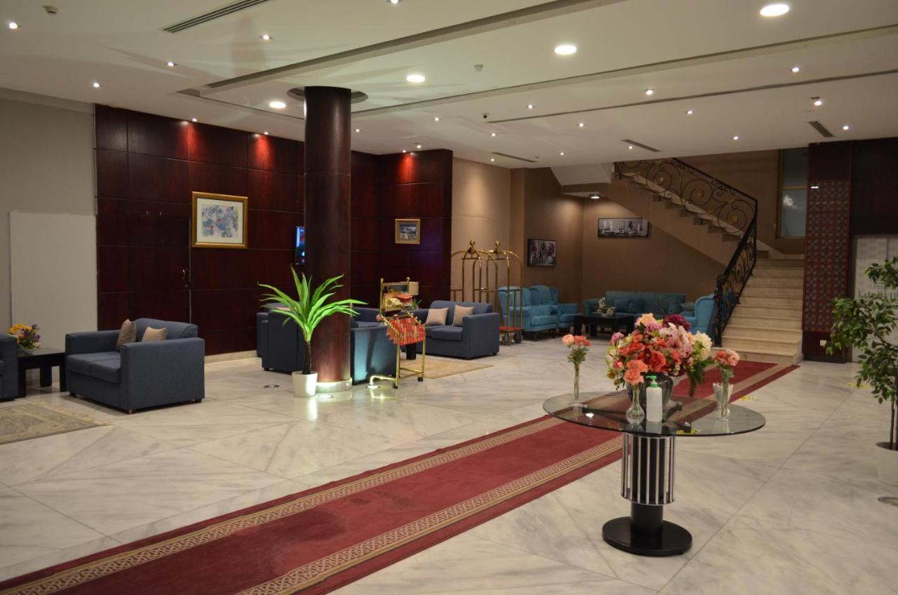 Olaya Houses 3 - Al Rashid Mall Aparthotel อัลโคห์บาร์ ภายนอก รูปภาพ