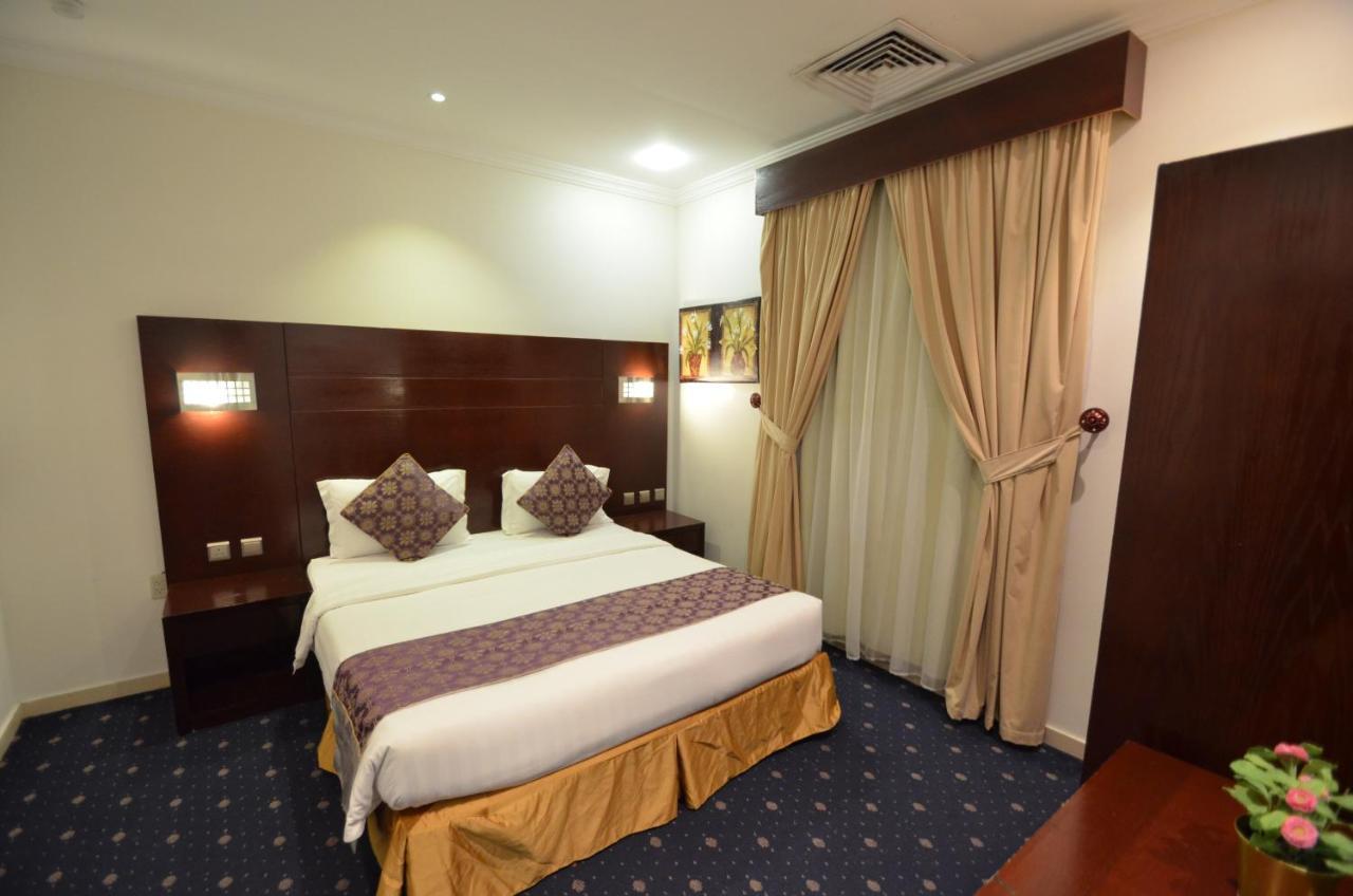 Olaya Houses 3 - Al Rashid Mall Aparthotel อัลโคห์บาร์ ภายนอก รูปภาพ