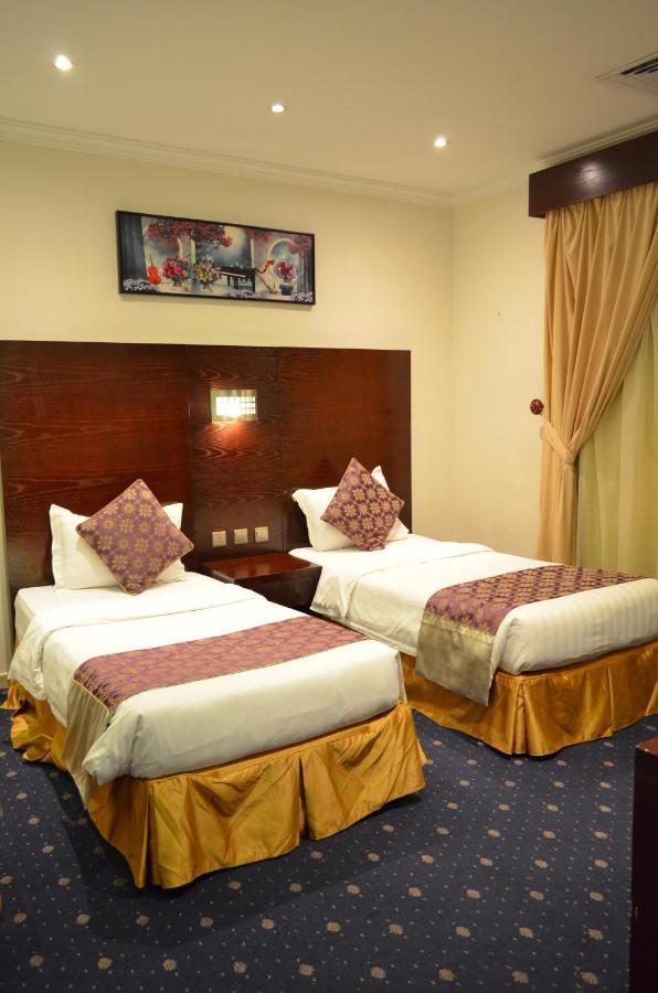 Olaya Houses 3 - Al Rashid Mall Aparthotel อัลโคห์บาร์ ภายนอก รูปภาพ