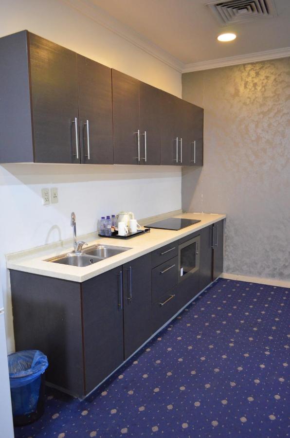 Olaya Houses 3 - Al Rashid Mall Aparthotel อัลโคห์บาร์ ภายนอก รูปภาพ
